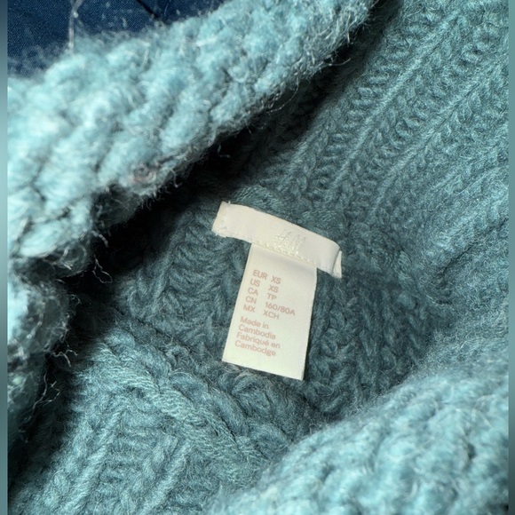 H&M Blue Chunky Knitted Sweater XS - Picture 3 of 3